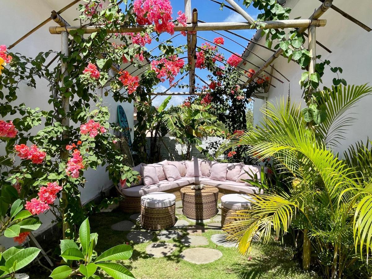 La Kreyiol Bed & Breakfast อูลูวาตู ภายนอก รูปภาพ