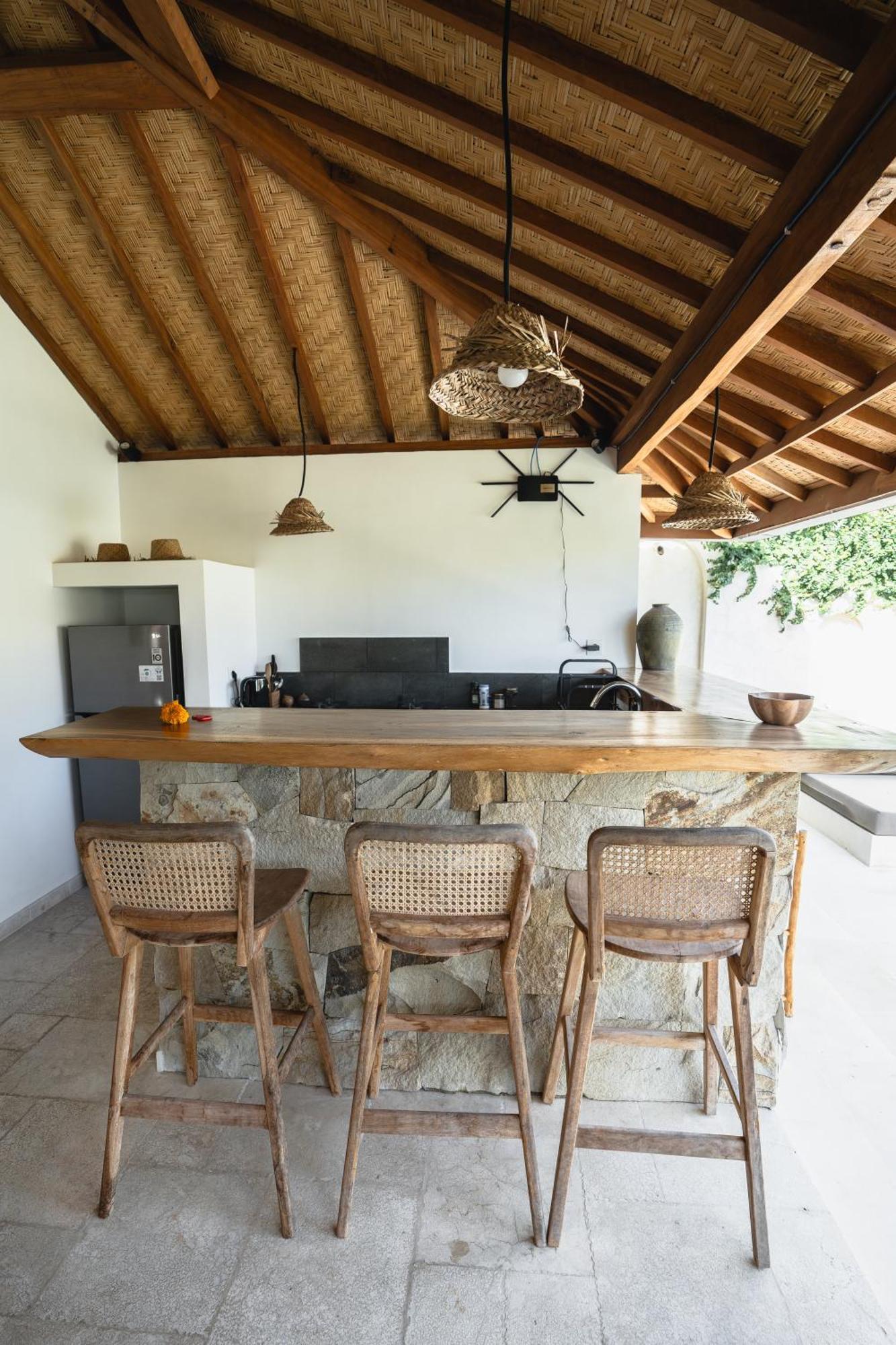 La Kreyiol Bed & Breakfast อูลูวาตู ภายนอก รูปภาพ