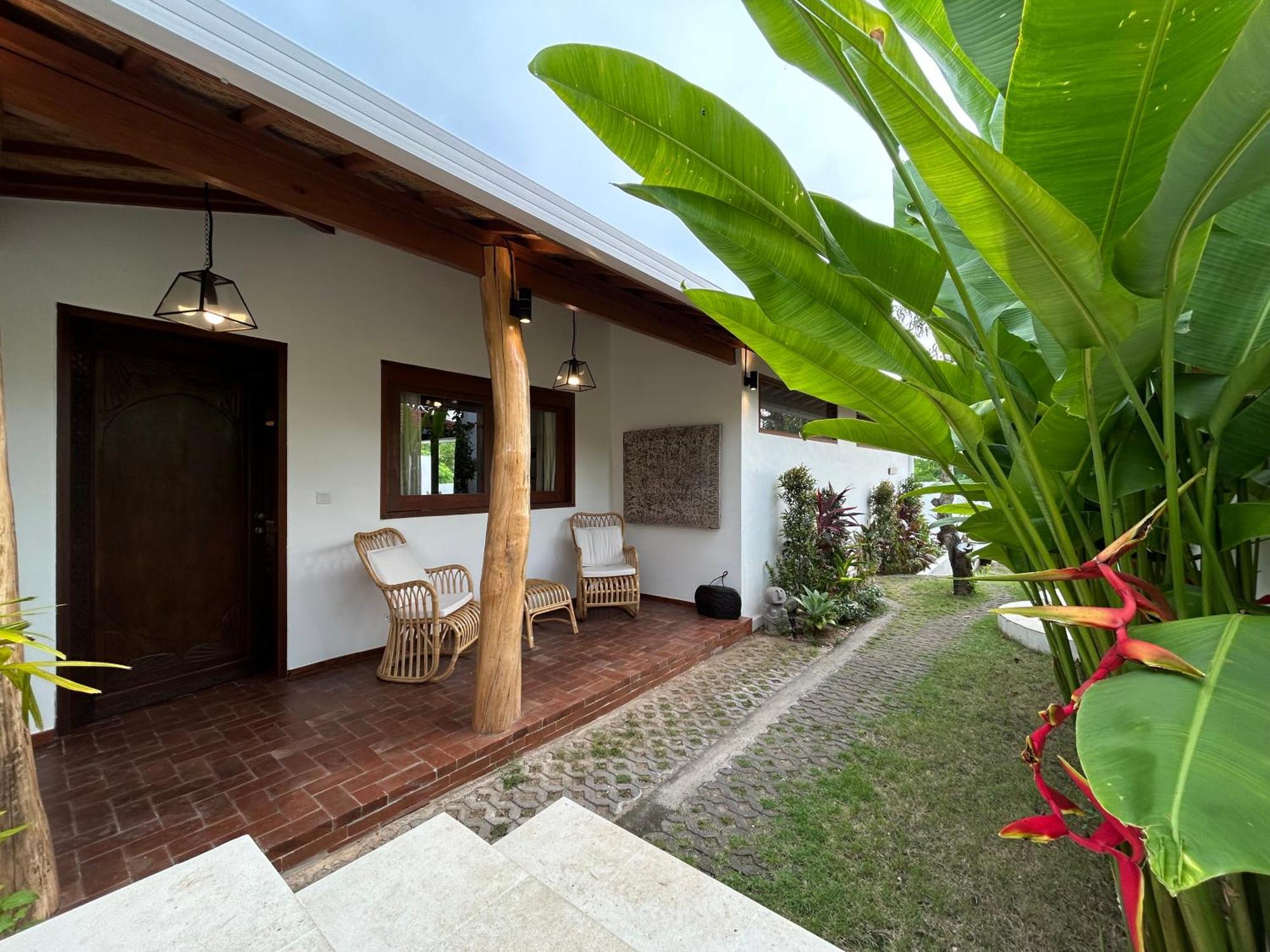 La Kreyiol Bed & Breakfast อูลูวาตู ภายนอก รูปภาพ